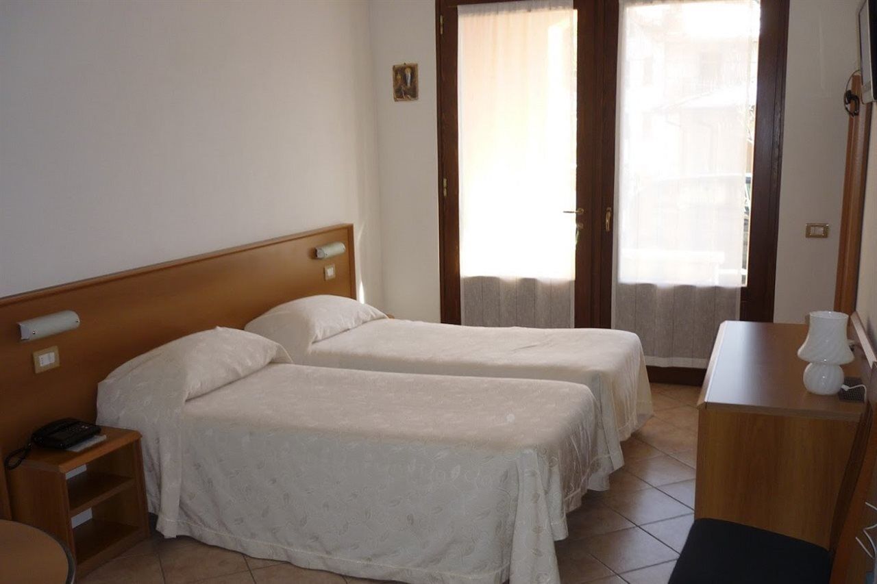 Hotel Breglia Lake Como 外观 照片
